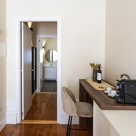 Bonjardim By Lovelystay