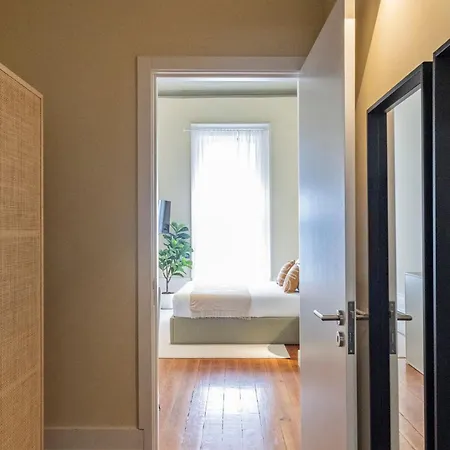 Bonjardim By Lovelystay *