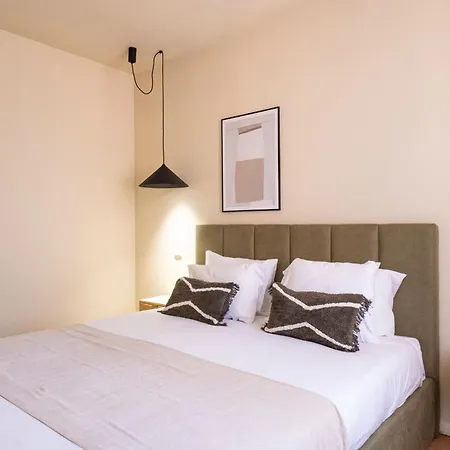 Bonjardim By Lovelystay Porto