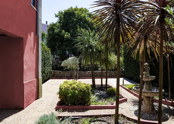 Bonjardim By Lovelystay *