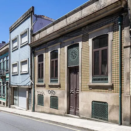 Bonjardim By Lovelystay