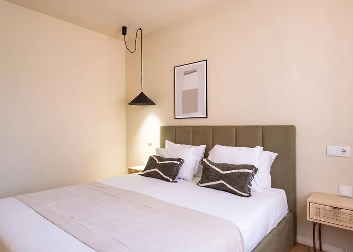 Bonjardim By Lovelystay Porto